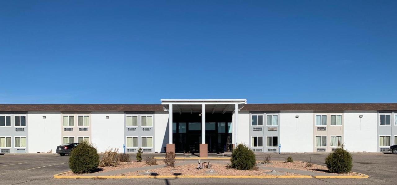 Scottsbluff Inn Exteriör bild